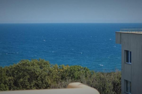 Cozy 1 bed with sea view & pool